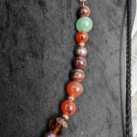 NWT Etienne Aigner Natural Stone/Peacock Pearl Gold Filled Necklace - Picture 12 of 17